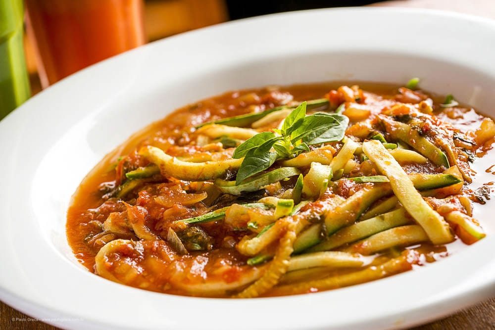 Espaguete de Abobrinha ao Pomodoro