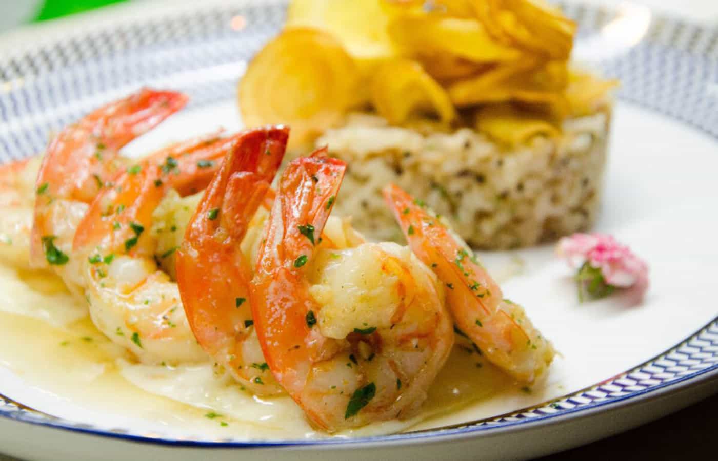 Aleixo - 019 - Camarao ao Creme de Catupiry com Arroz Sete Grãos e Chips de Baroa