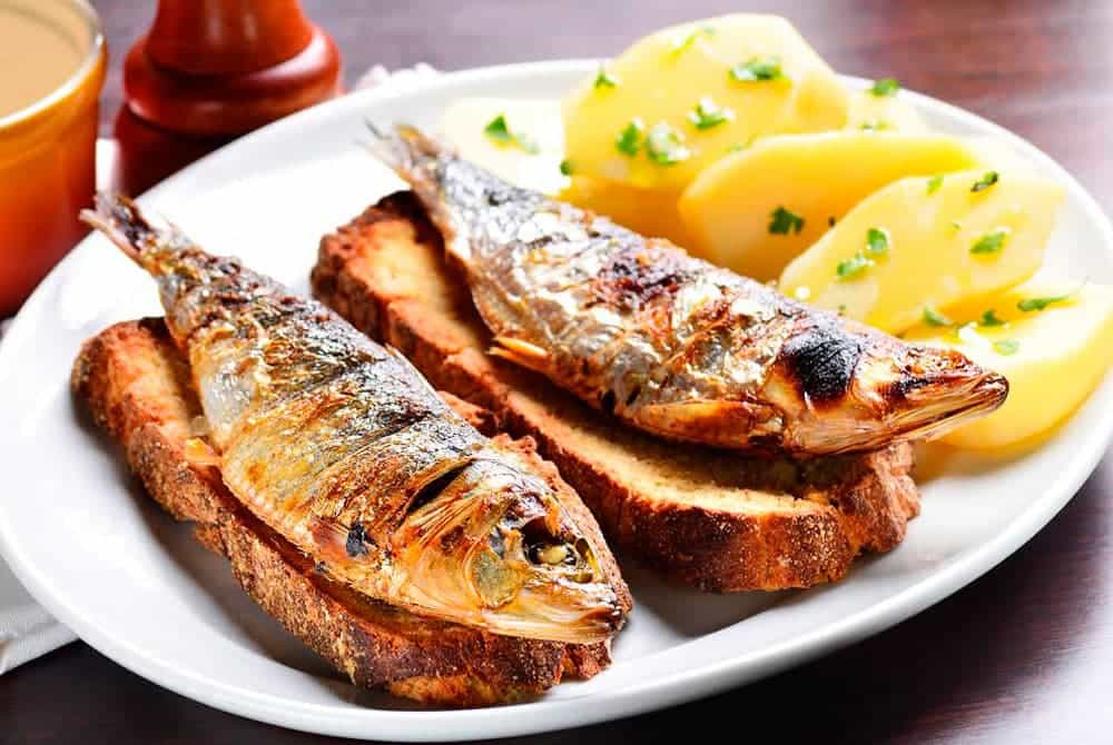 rancho_portugues_018_sardinha_na_brasa
