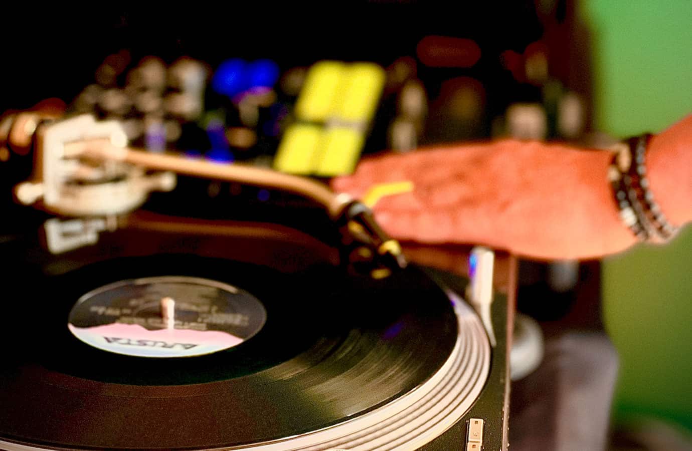 fre_itaim_004_playlist_dj