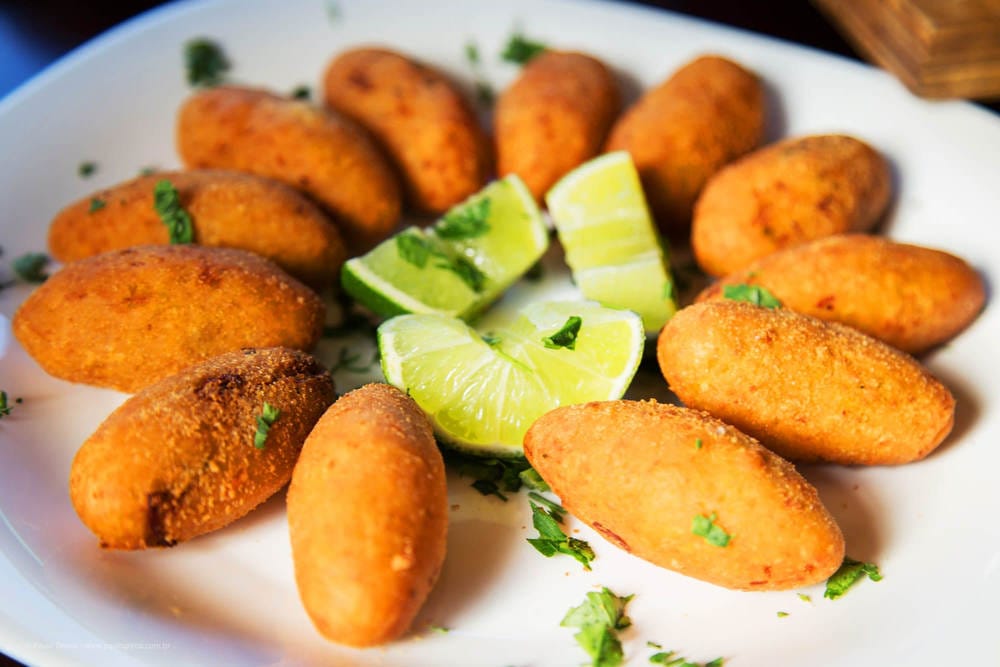 Bolinhos de Bacalhau. Sequinhos e muito crocantes