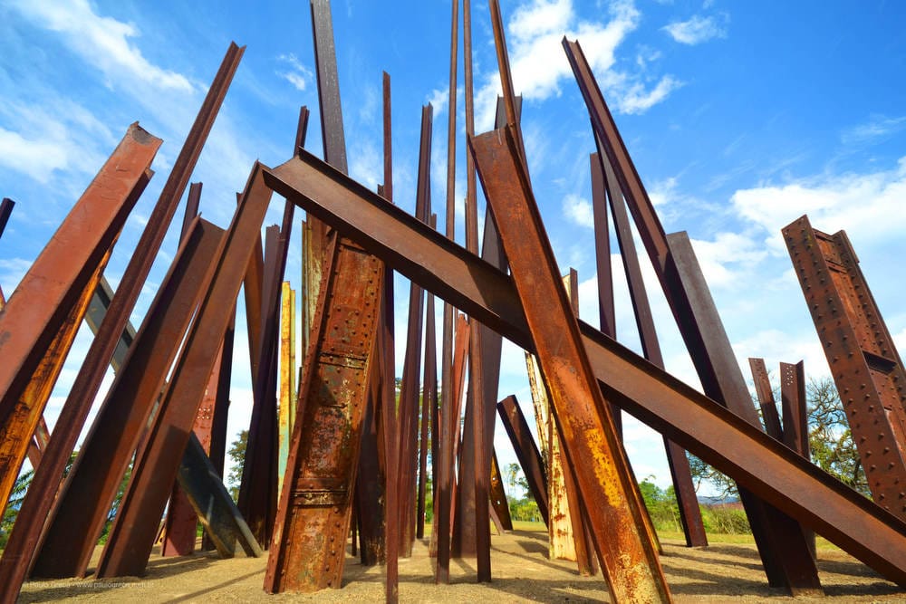 Arte ao ar livre - Chris Burden