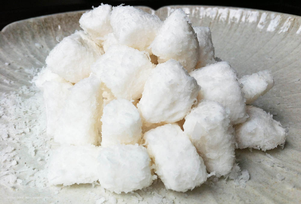 Balinhas de Coco