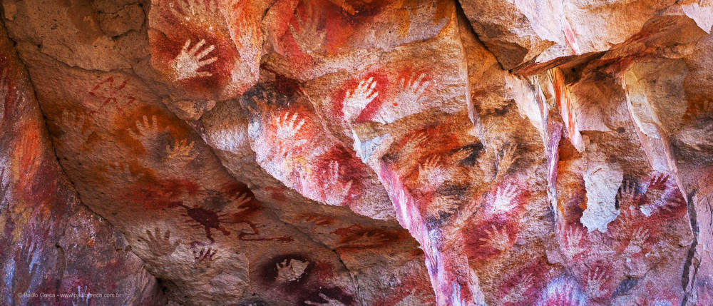 Caverna pintada por índios Tehuelches
