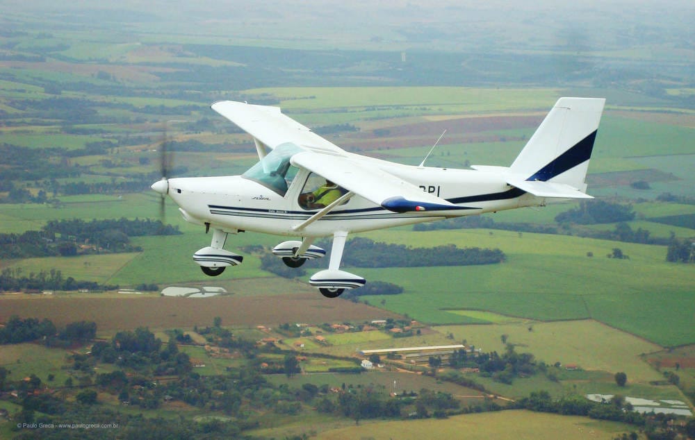Aeronave de instrução