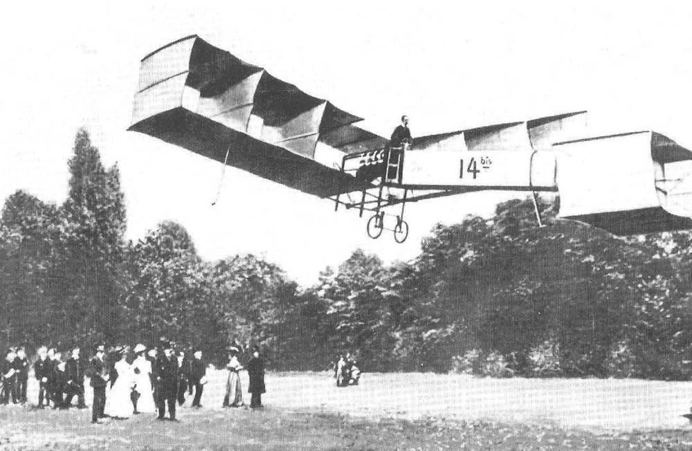 Santos Dumont no 14 Bis