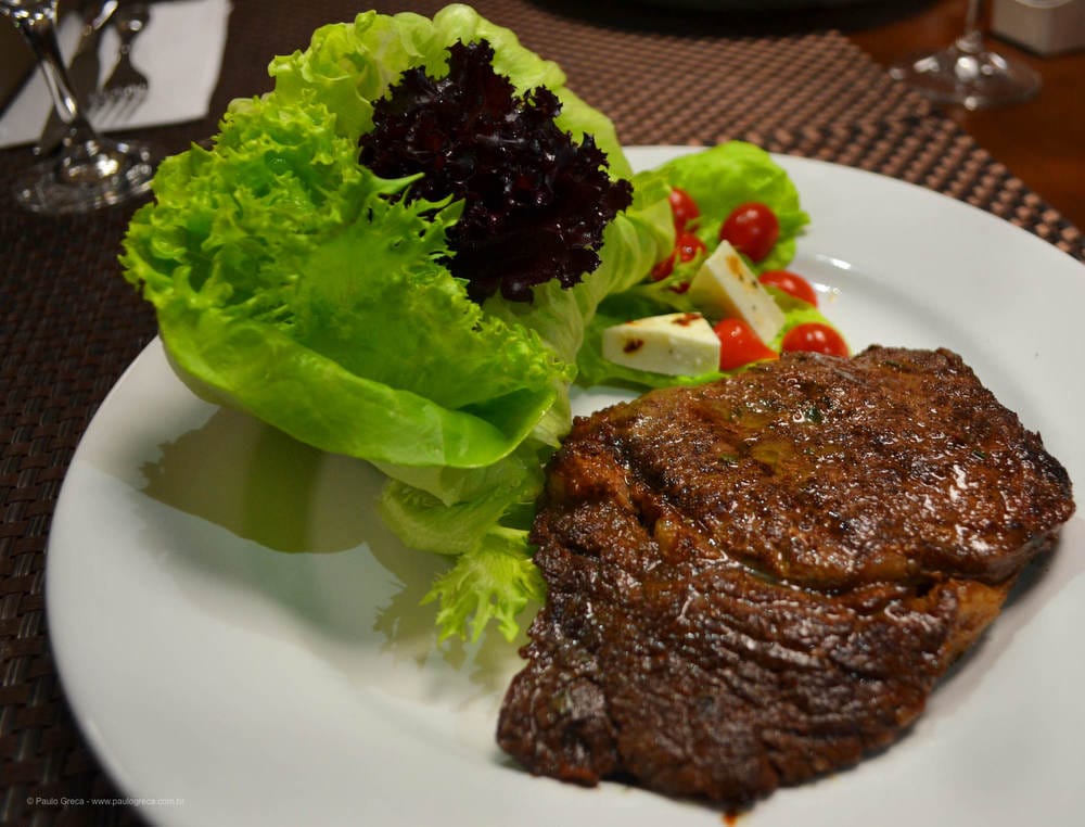 Bife Ancho com Salada